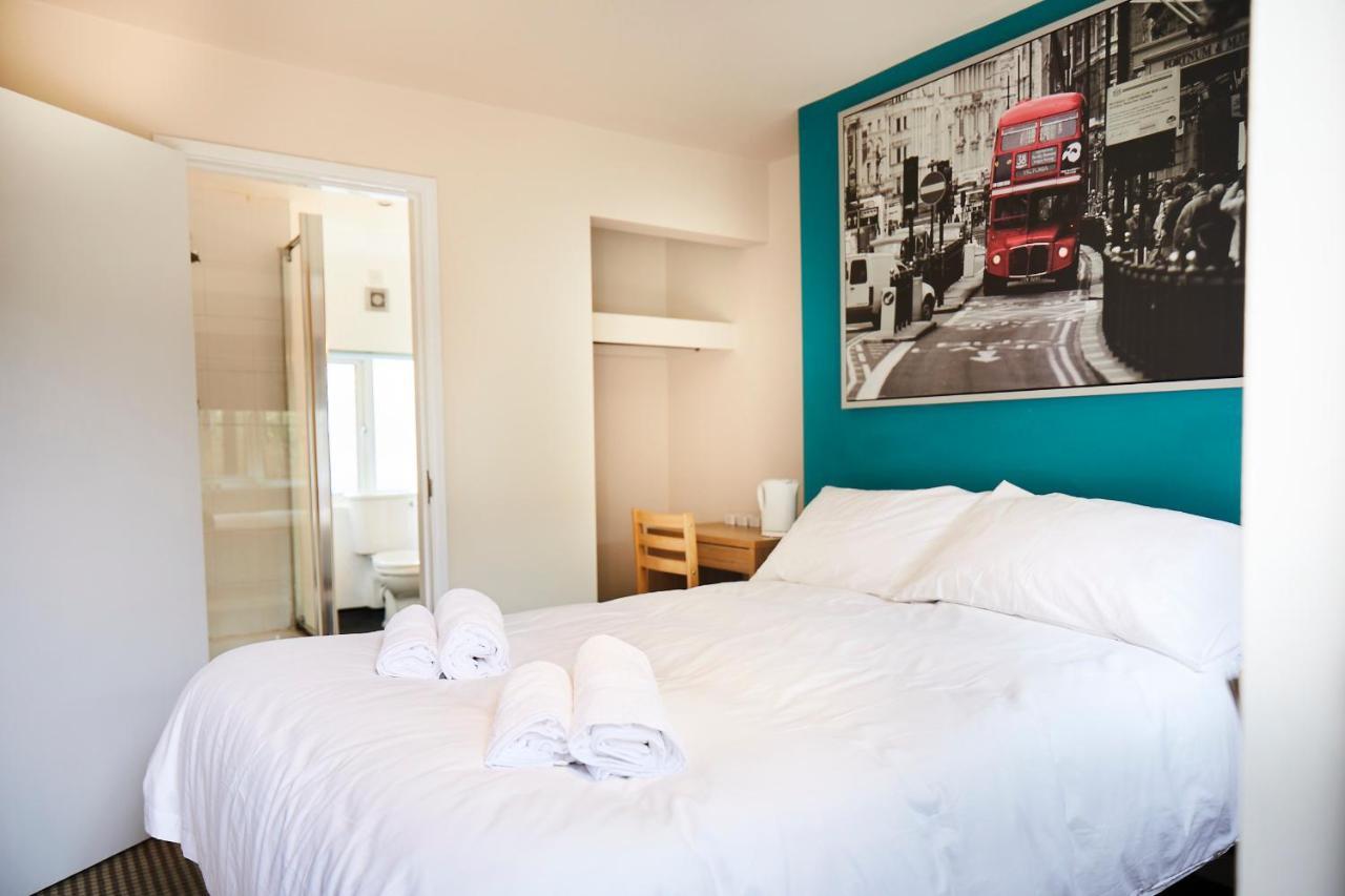The Lord Grenfell Bed & Breakfast Maidenhead Exterior foto A typical room at the hotel